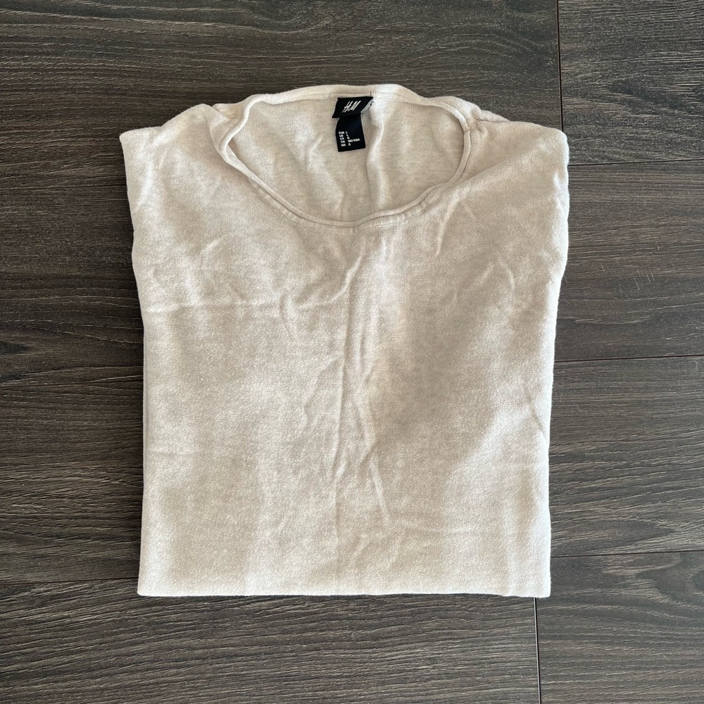 2/$15 H&M Men’s Cream 100% Cotton Sweater - Large
